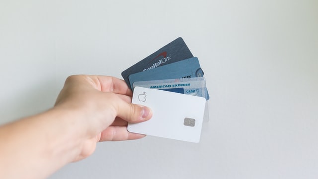 クレジットカード現金化がしやすいカードとしにくいカード